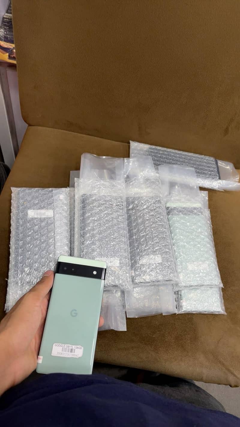 Google Pixel 6a 8