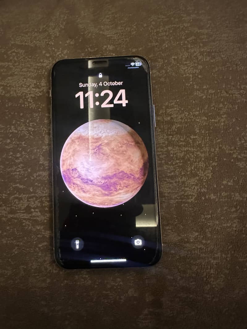 Apple iPhone 11 Pro 1