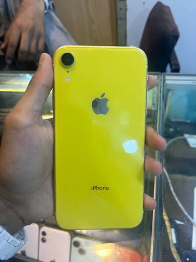 Apple iPhone XR
