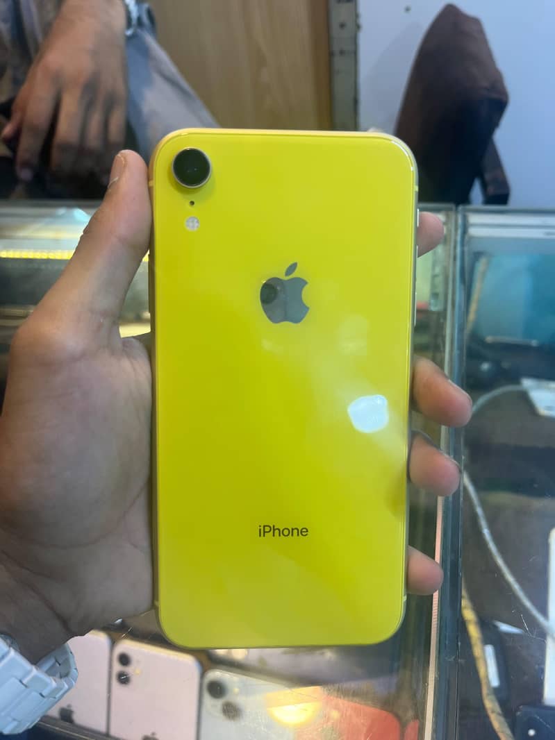 Apple iPhone XR 0