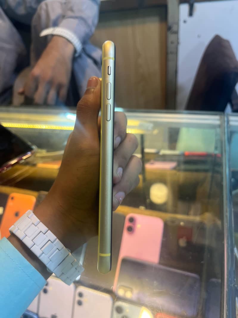 Apple iPhone XR 2
