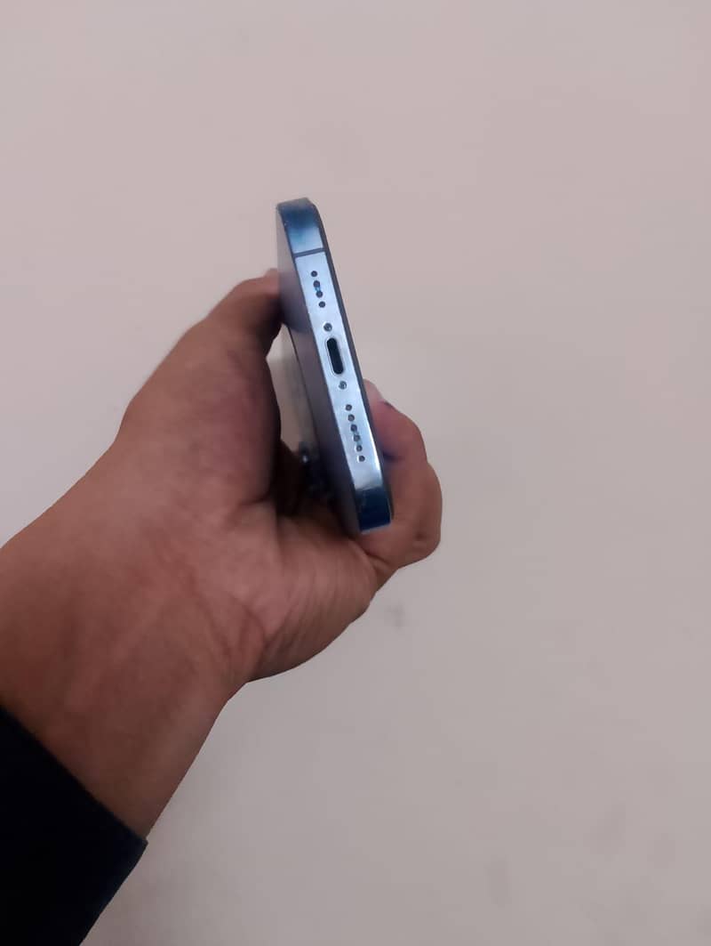 Apple iPhone 13 Pro Max 2
