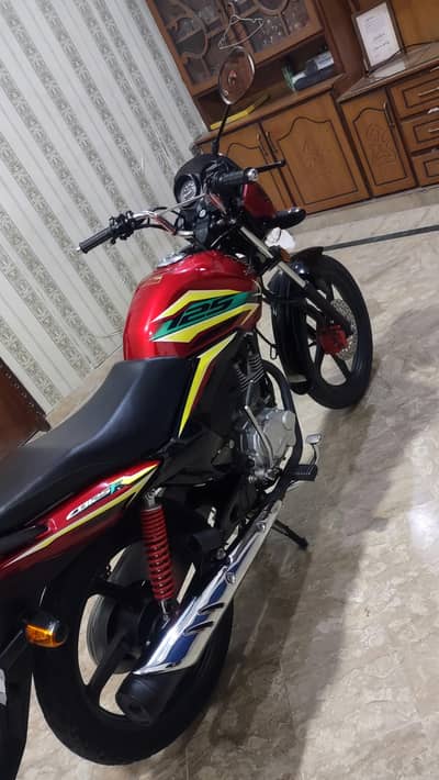 Honda CB 125F 2025 Model – Excellent Condition – Just 5,000 KM Driven!