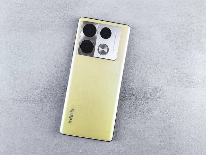 Infinix Note 40 Pro 0