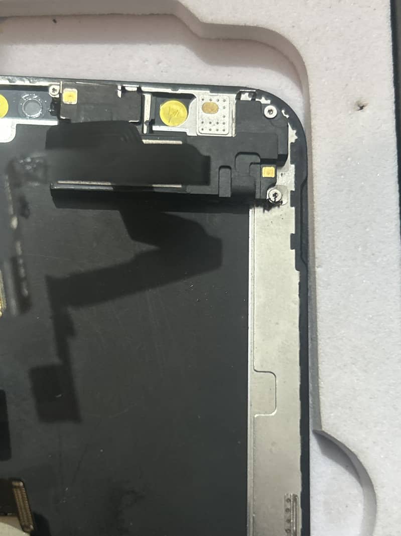 Apple iPhone XS 0
