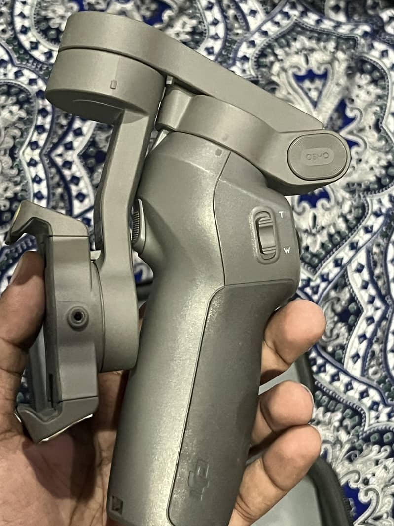 Dji osmo mobile 3 2