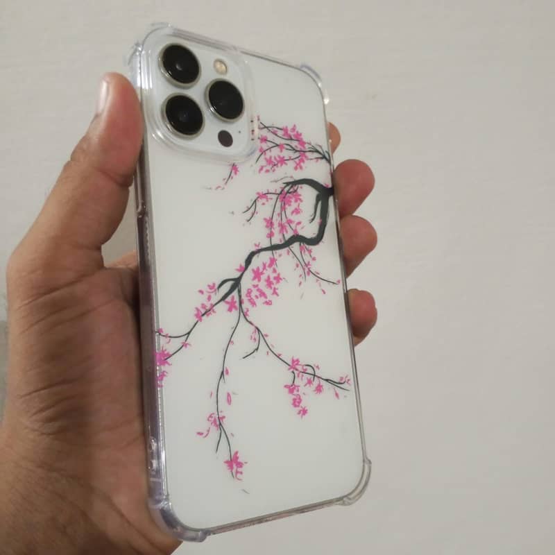 Apple iPhone 13 Pro Max 2