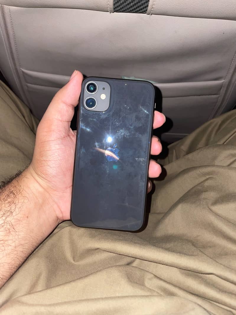 Apple iPhone 11 3
