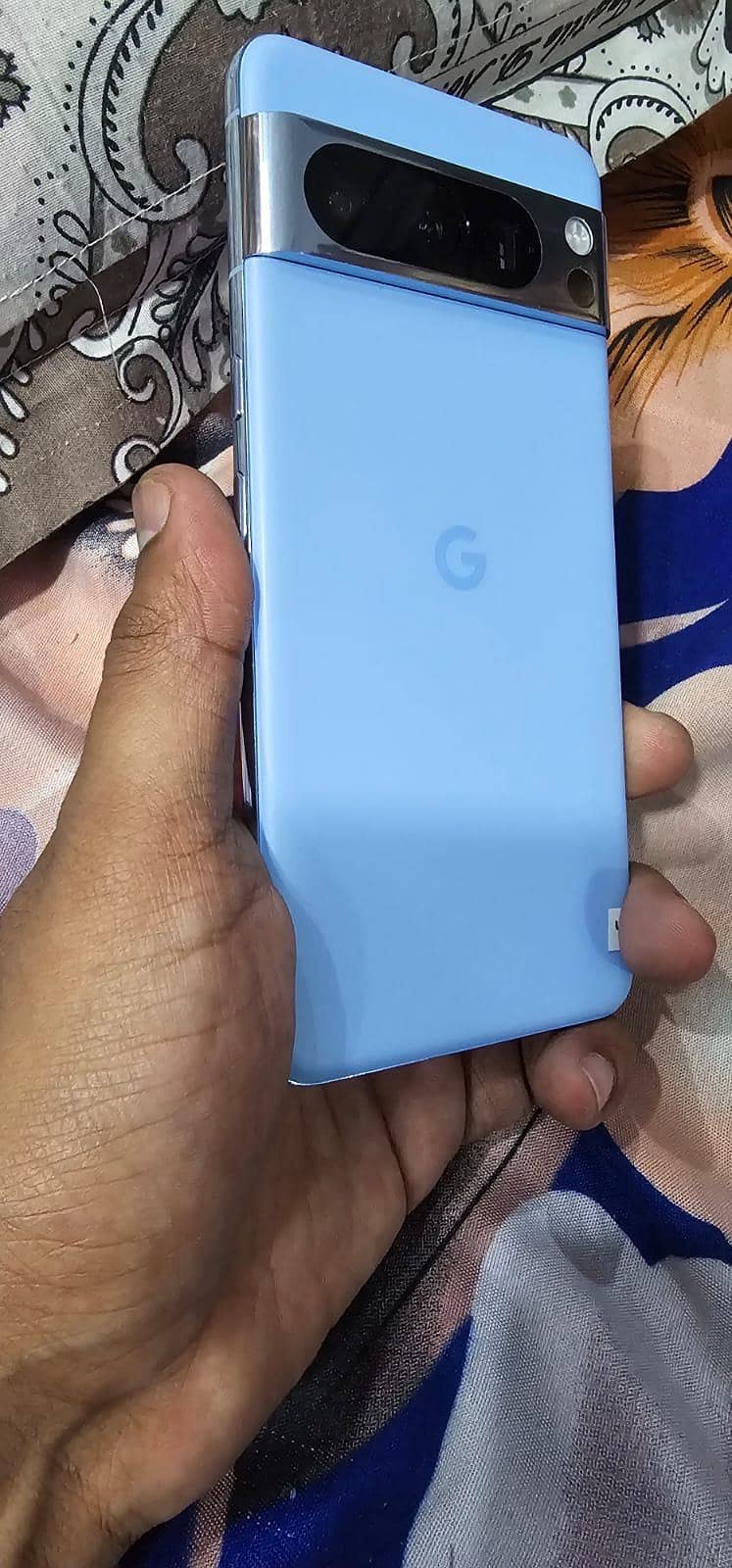 Google Pixel 8 Pro 1