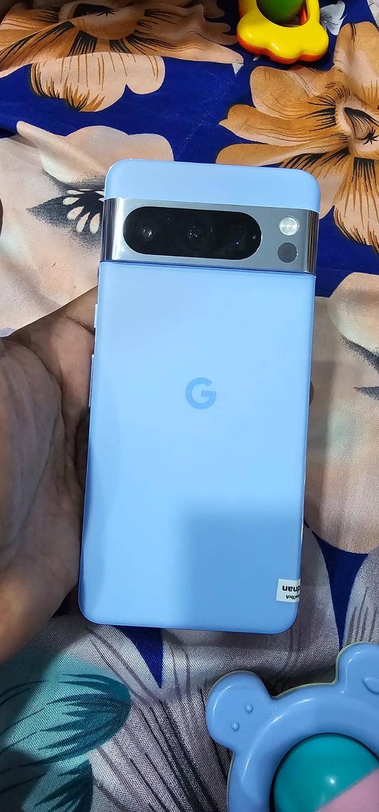 Google Pixel 8 Pro 4