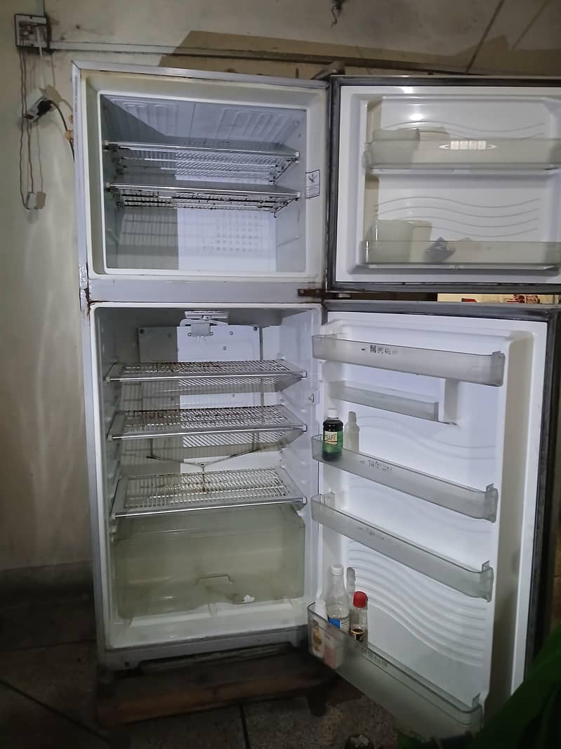 refrigerator 1