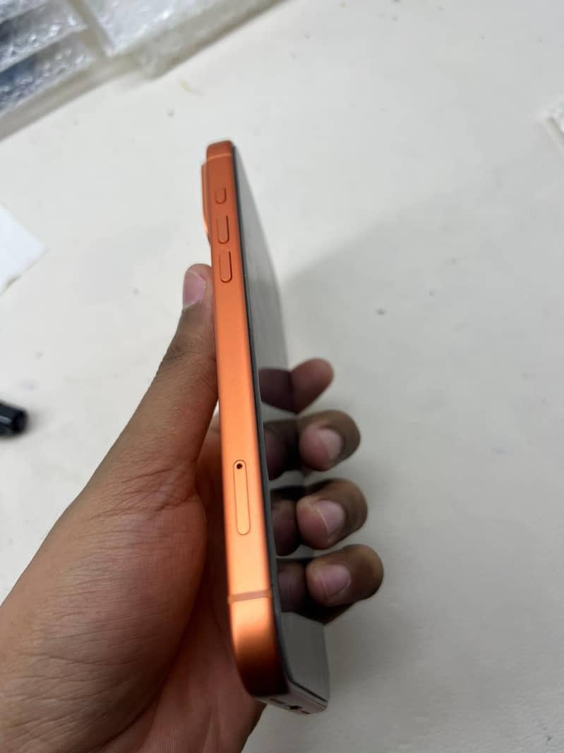 Apple iPhone 17 Pro Max 1