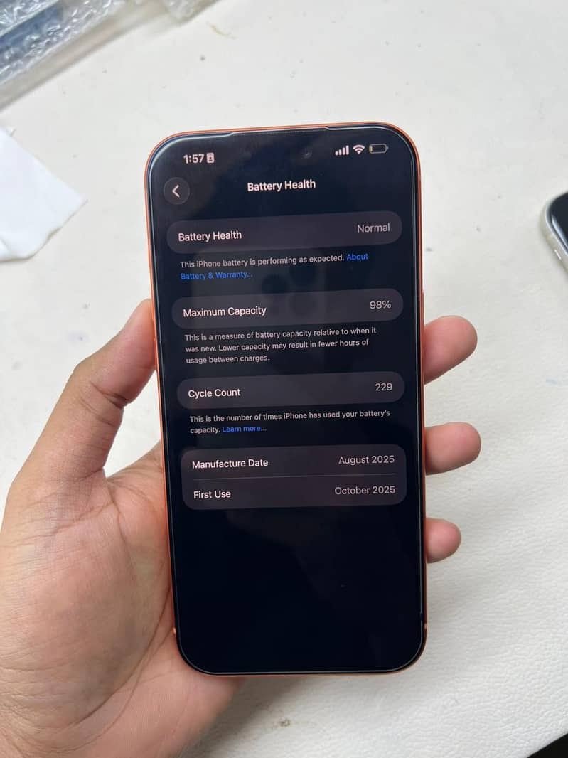 Apple iPhone 17 Pro Max 6