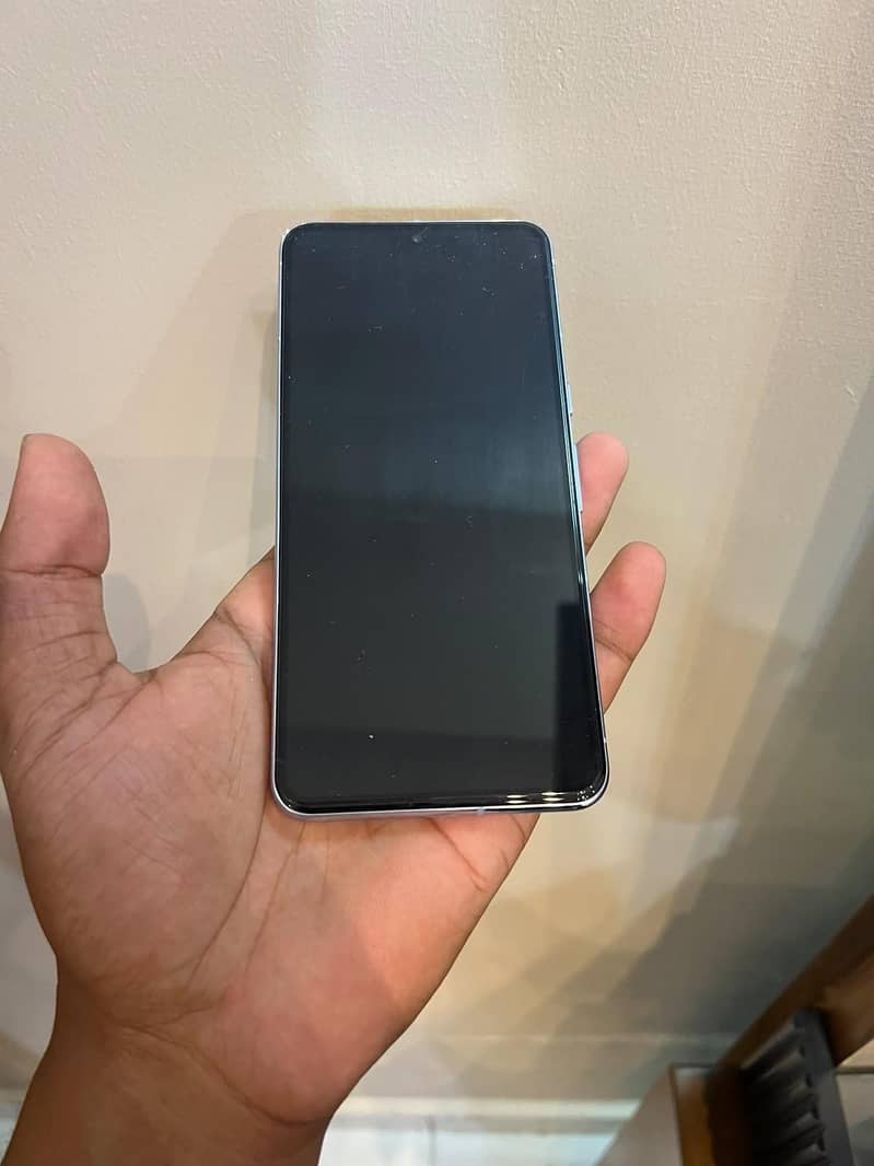 Google Pixel 8 Pro 3