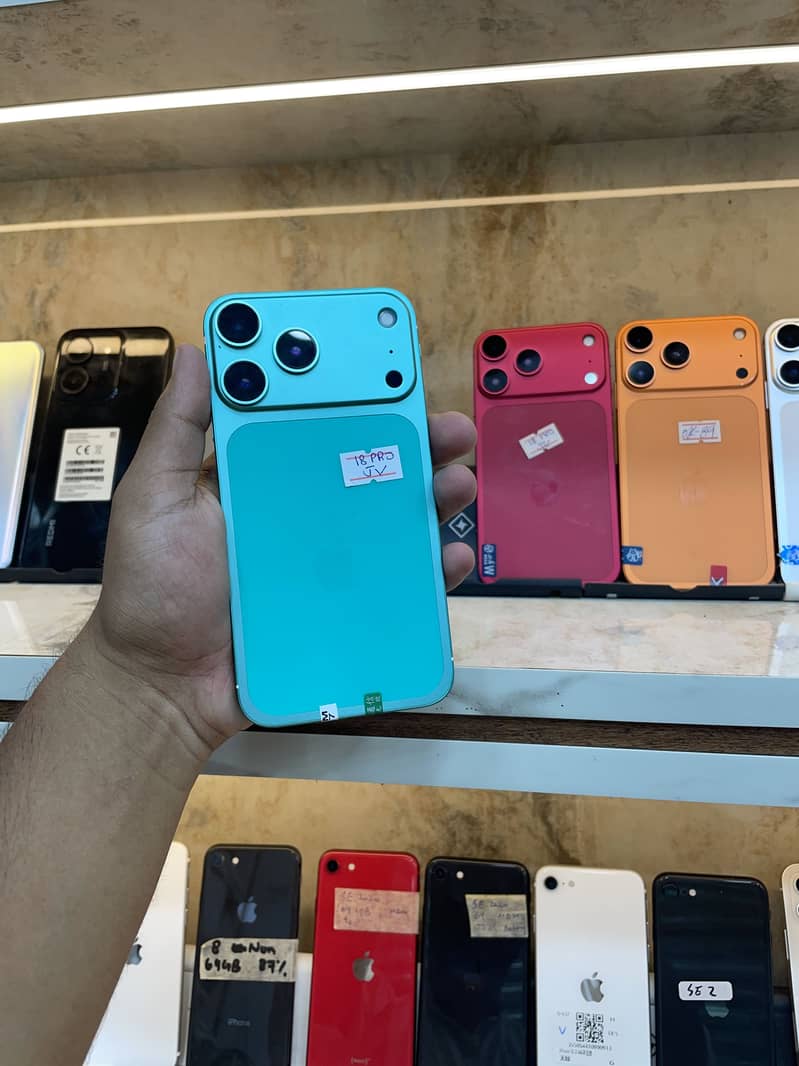 Apple iPhone XR 1