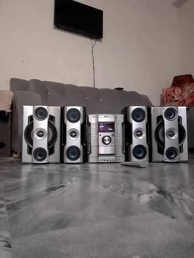 SONY mhc GN 88d Earth shaking bass hi-fi component sound system