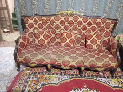 Original chinioti 5 seater Sofa set in original kekar wood.