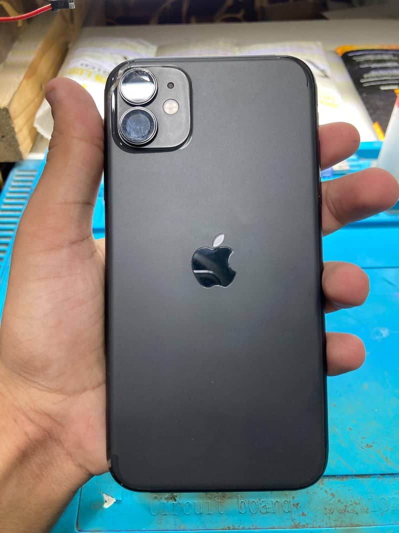 Apple iPhone 11 6