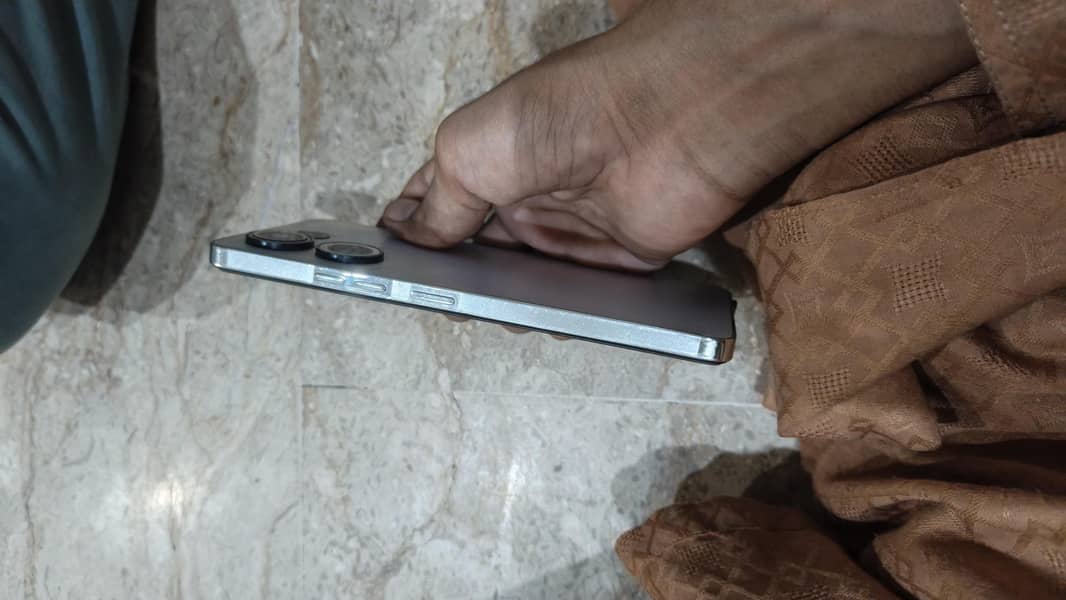 Tecno CAMON 20 2
