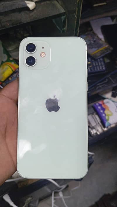 Apple iPhone 12