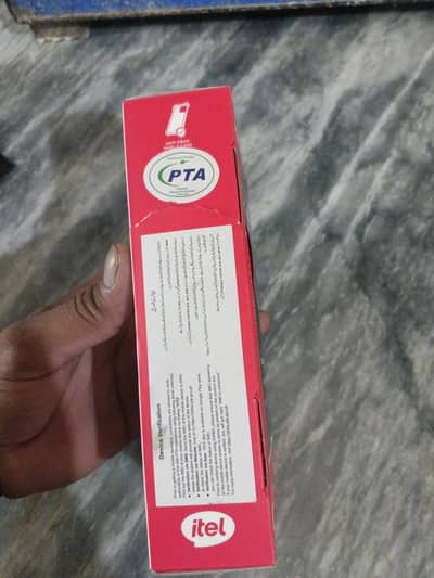 Itel City 100