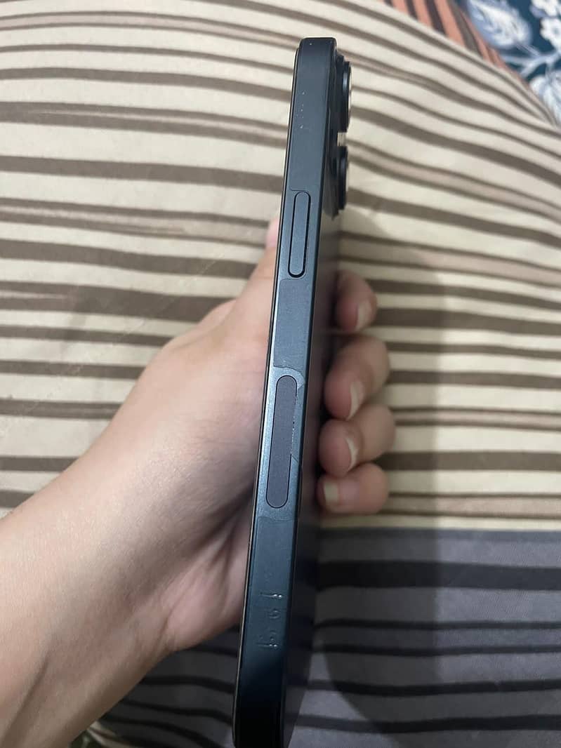 Apple iPhone 14 3