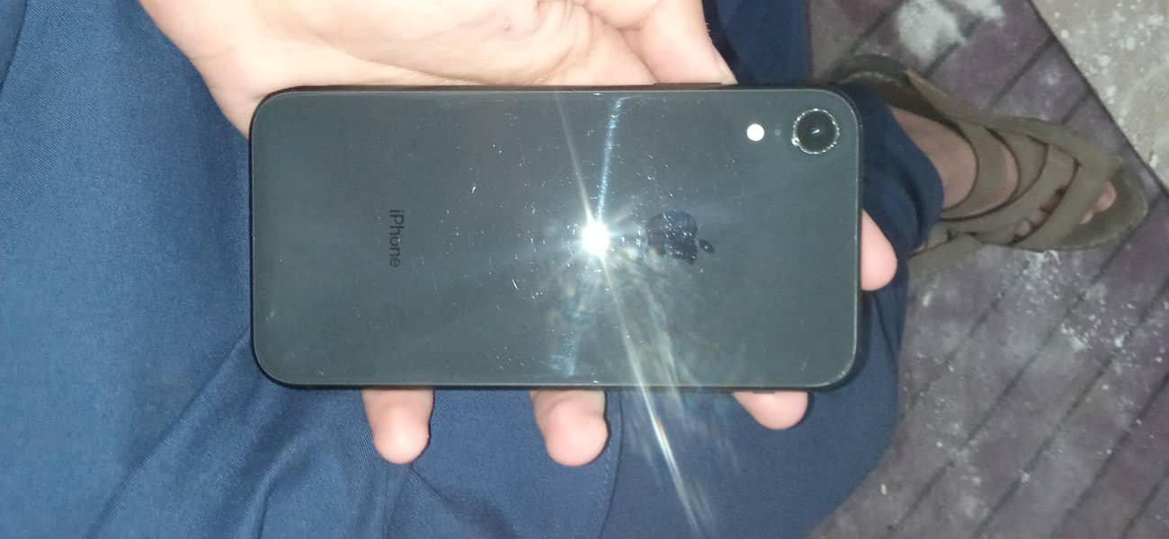 Apple iPhone XR 0