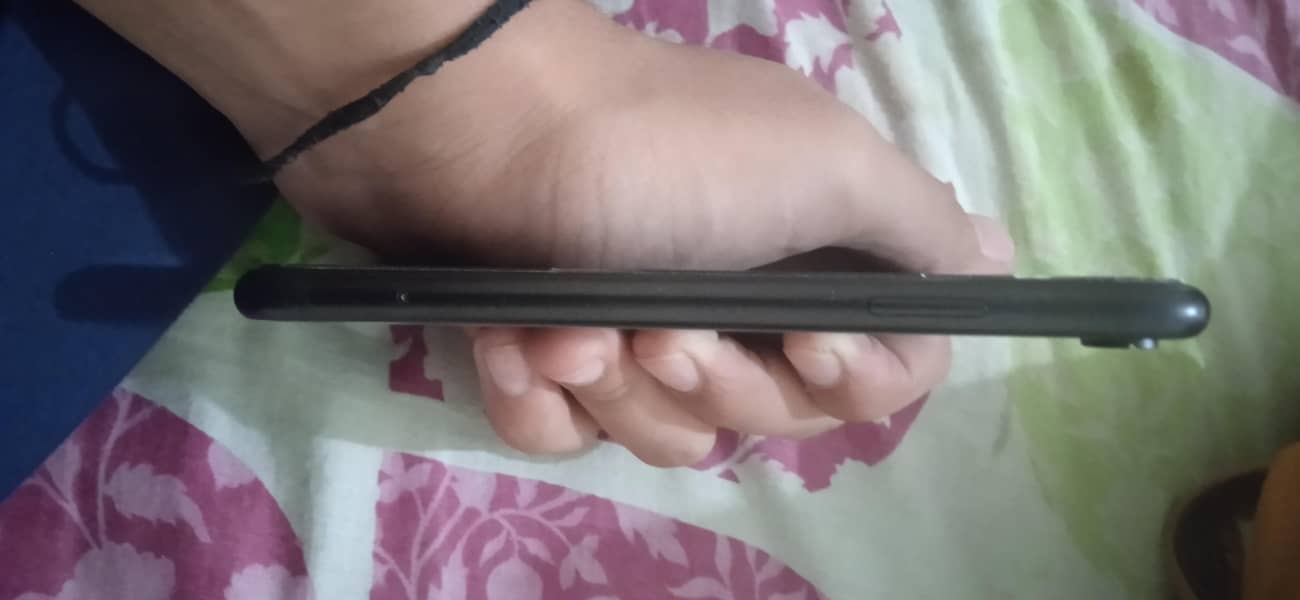 Apple iPhone XR 2