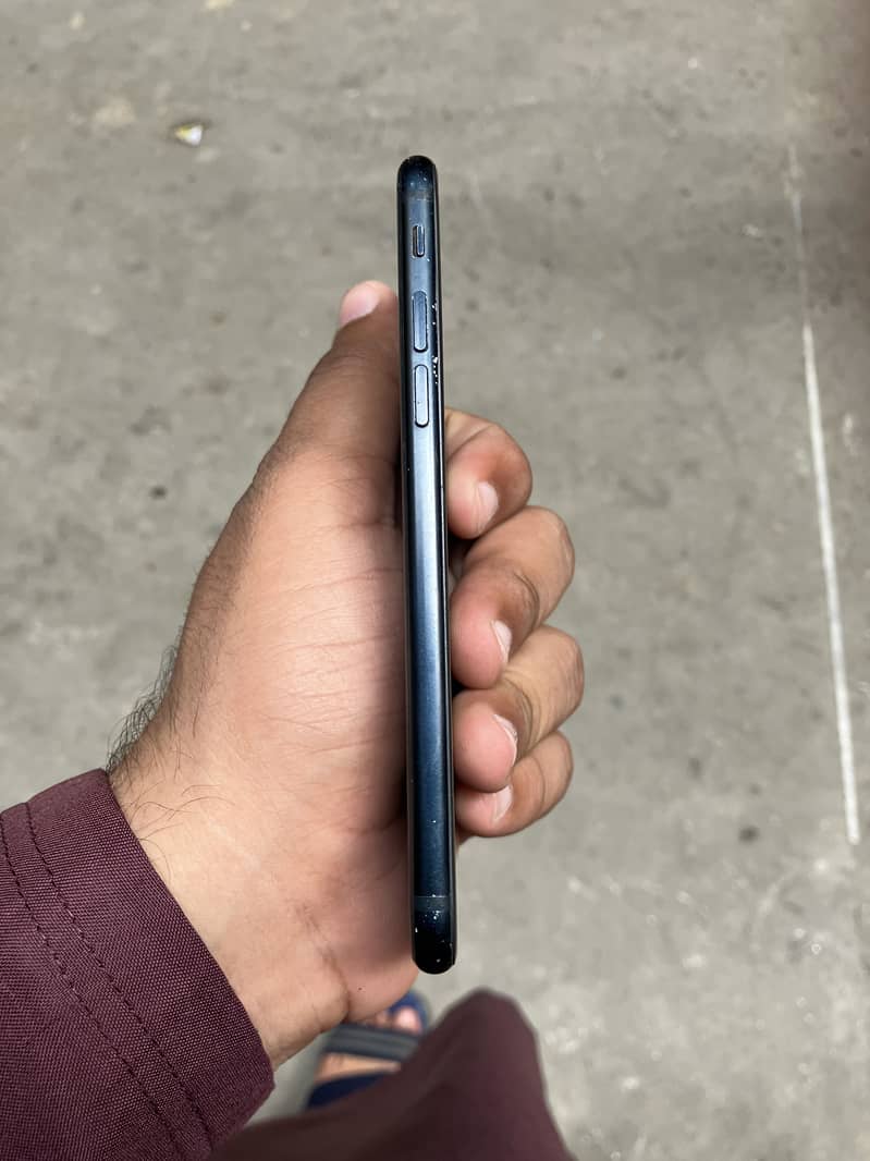 IPhone Se 3rd generation JV 4