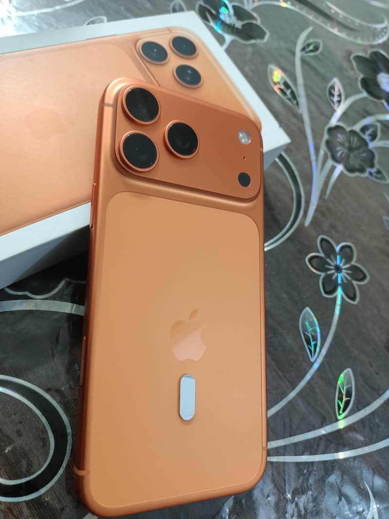 Apple iPhone 17 Pro Max 0