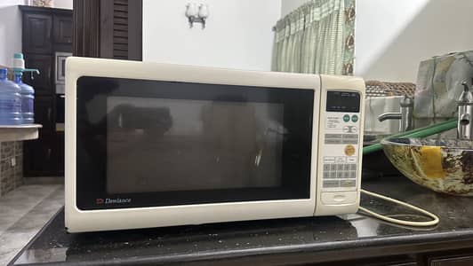 Dawlance Microwave oven