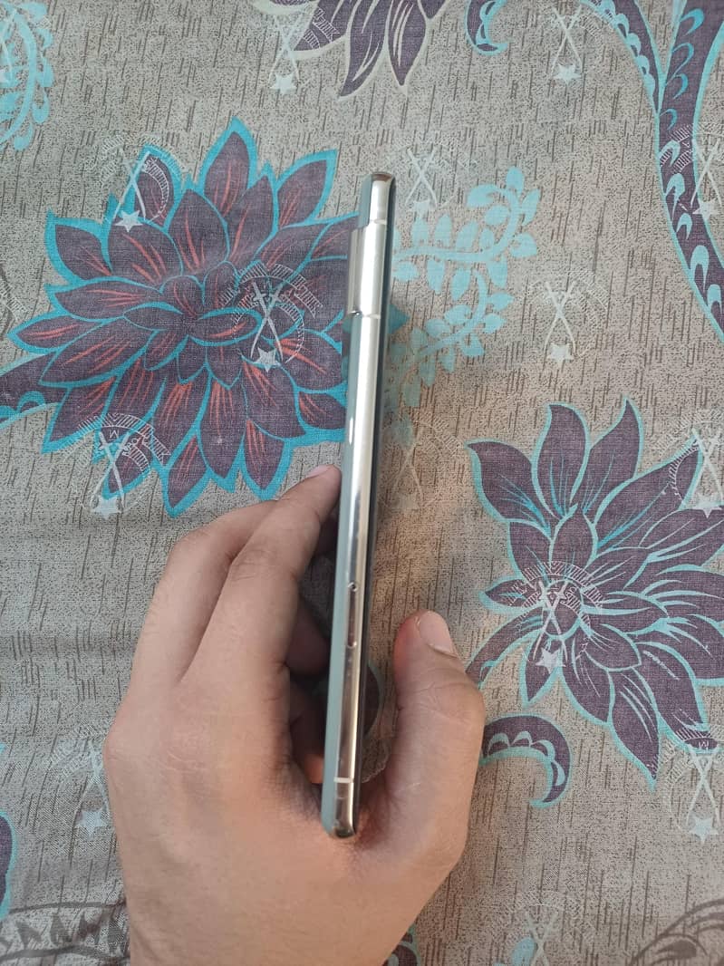 Google Pixel 7 Pro | Great Condition 5