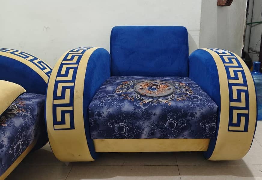 sofa and table set 1
