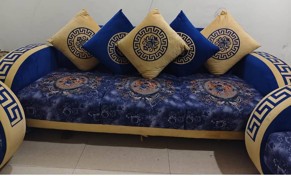sofa and table set 2