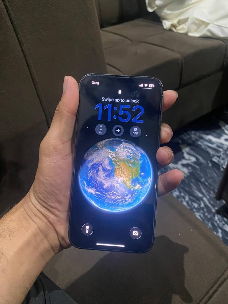 Apple iPhone 13 Pro 0