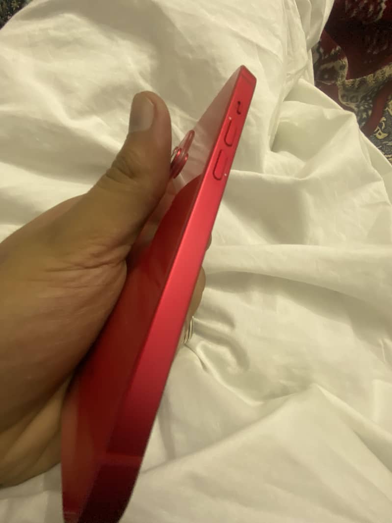 Apple iPhone 14 2