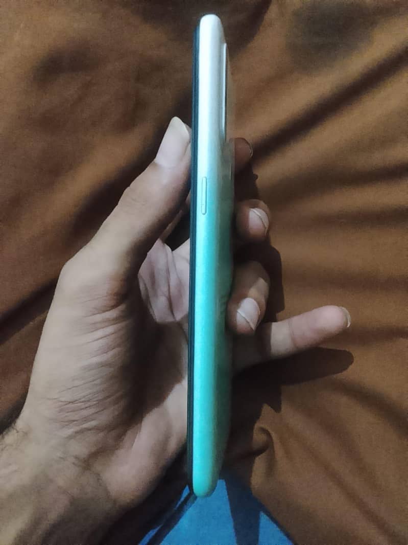 OPPO A31 1