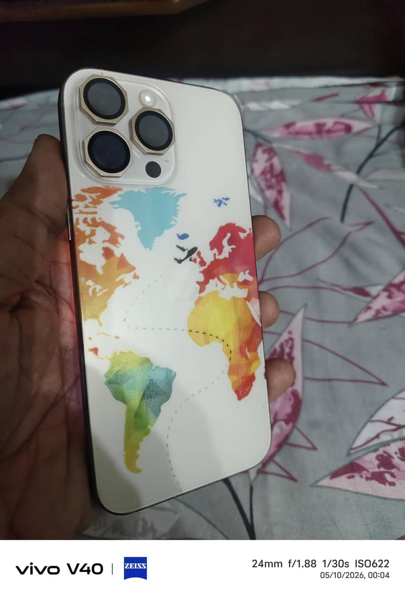 Apple iPhone 16 Pro Max 3