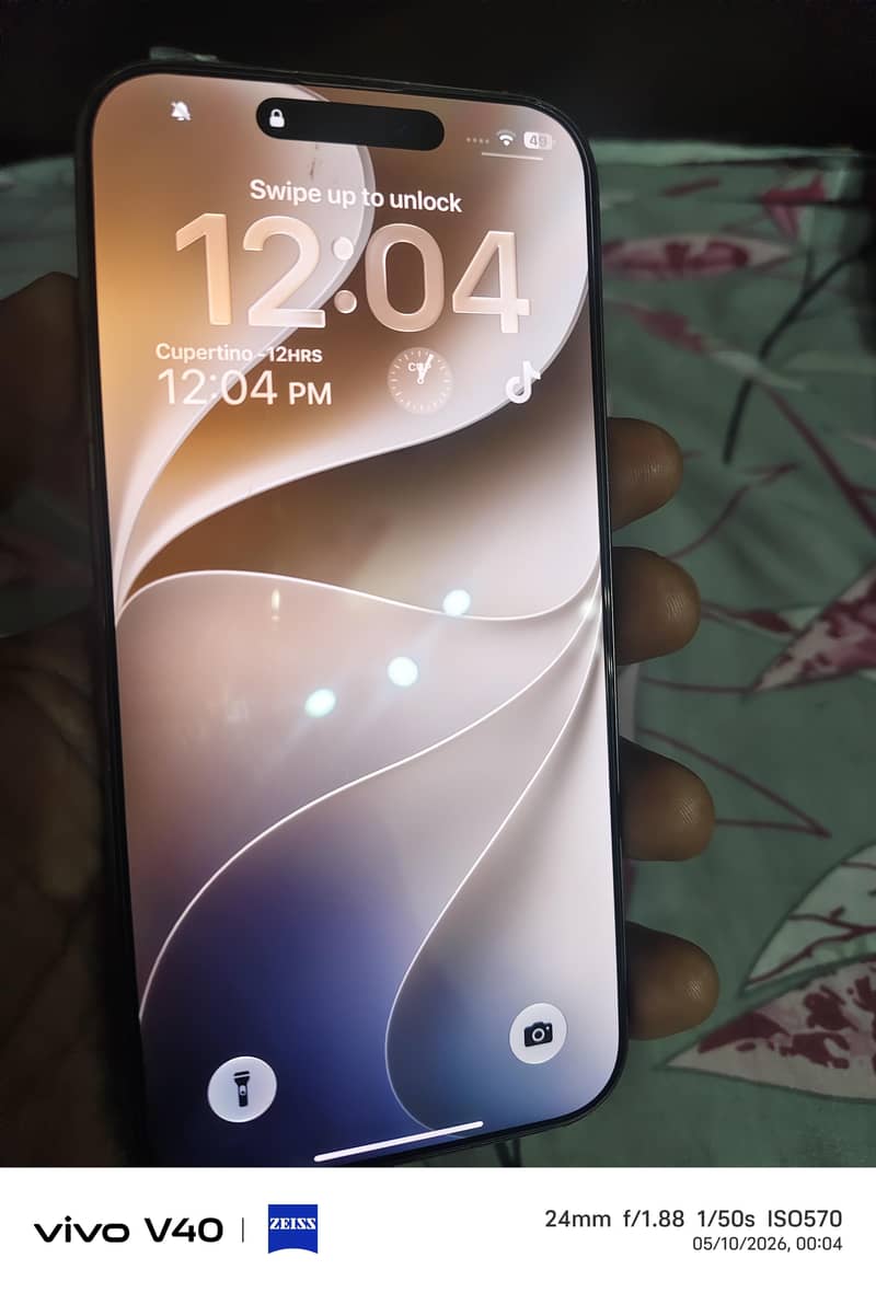 Apple iPhone 16 Pro Max 5