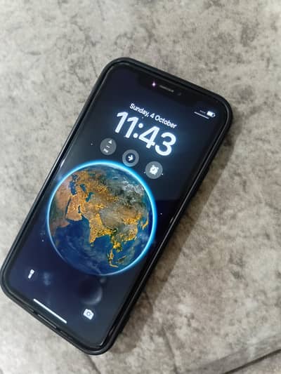 Apple iPhone XR [64GB]