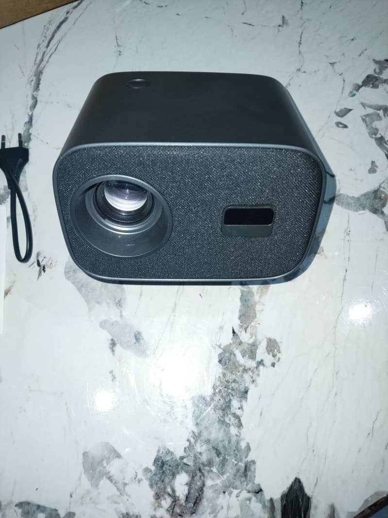 100" screen Android projector 5