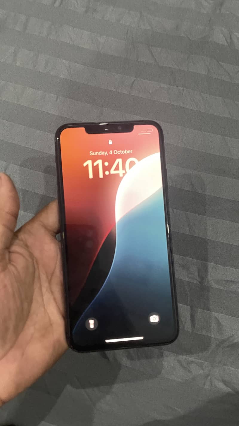 Apple iPhone 11 Pro Max 6
