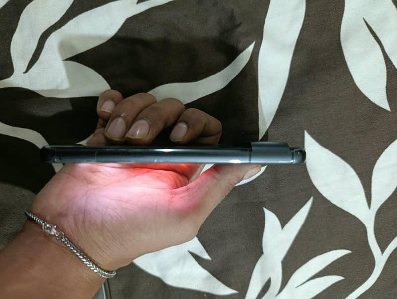 Google Pixel 8 Approved 6