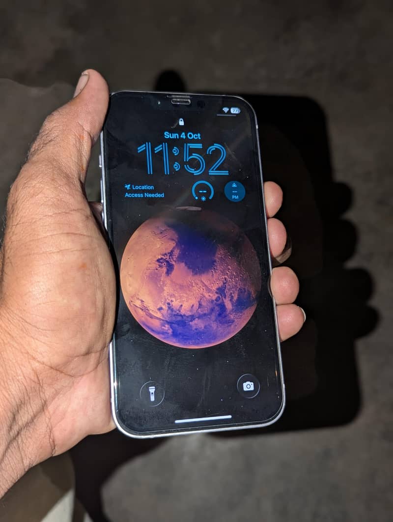 Apple iPhone 14 5