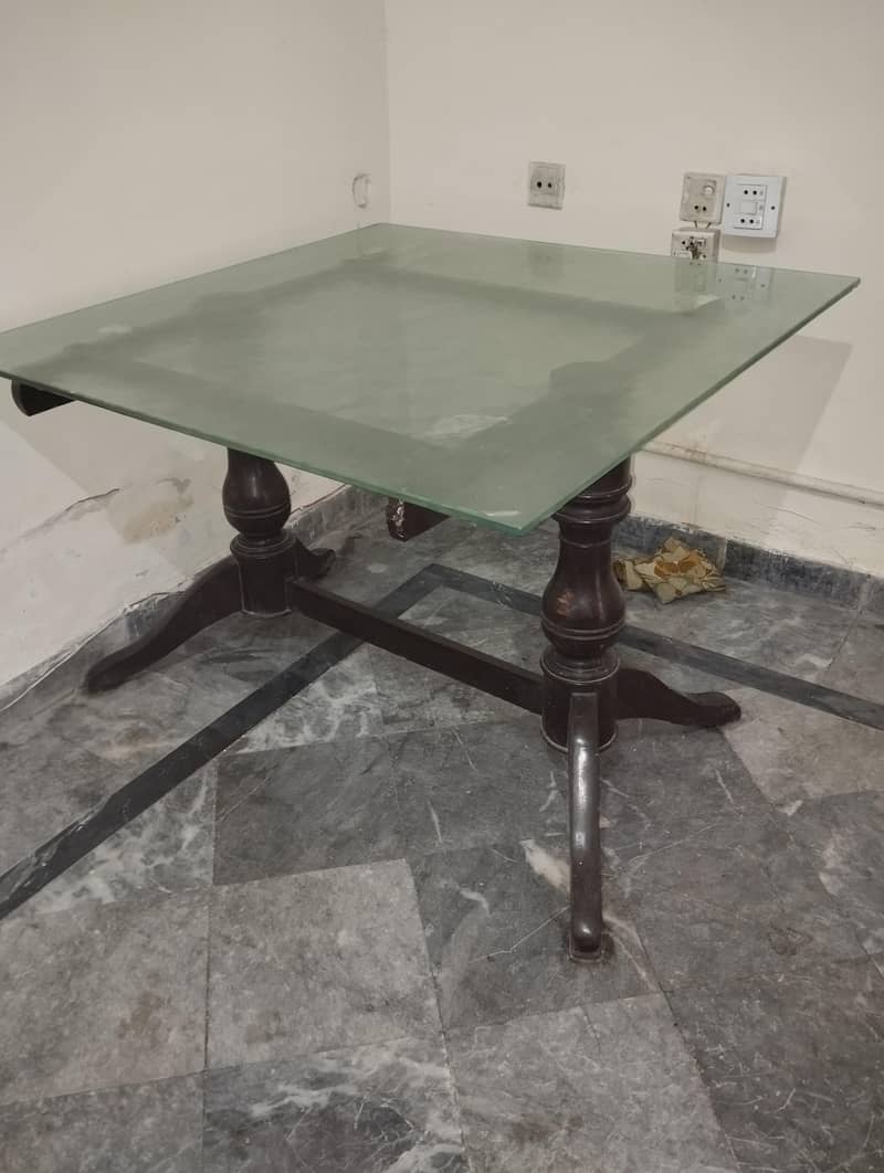 Dining Table for 4 Persons 0