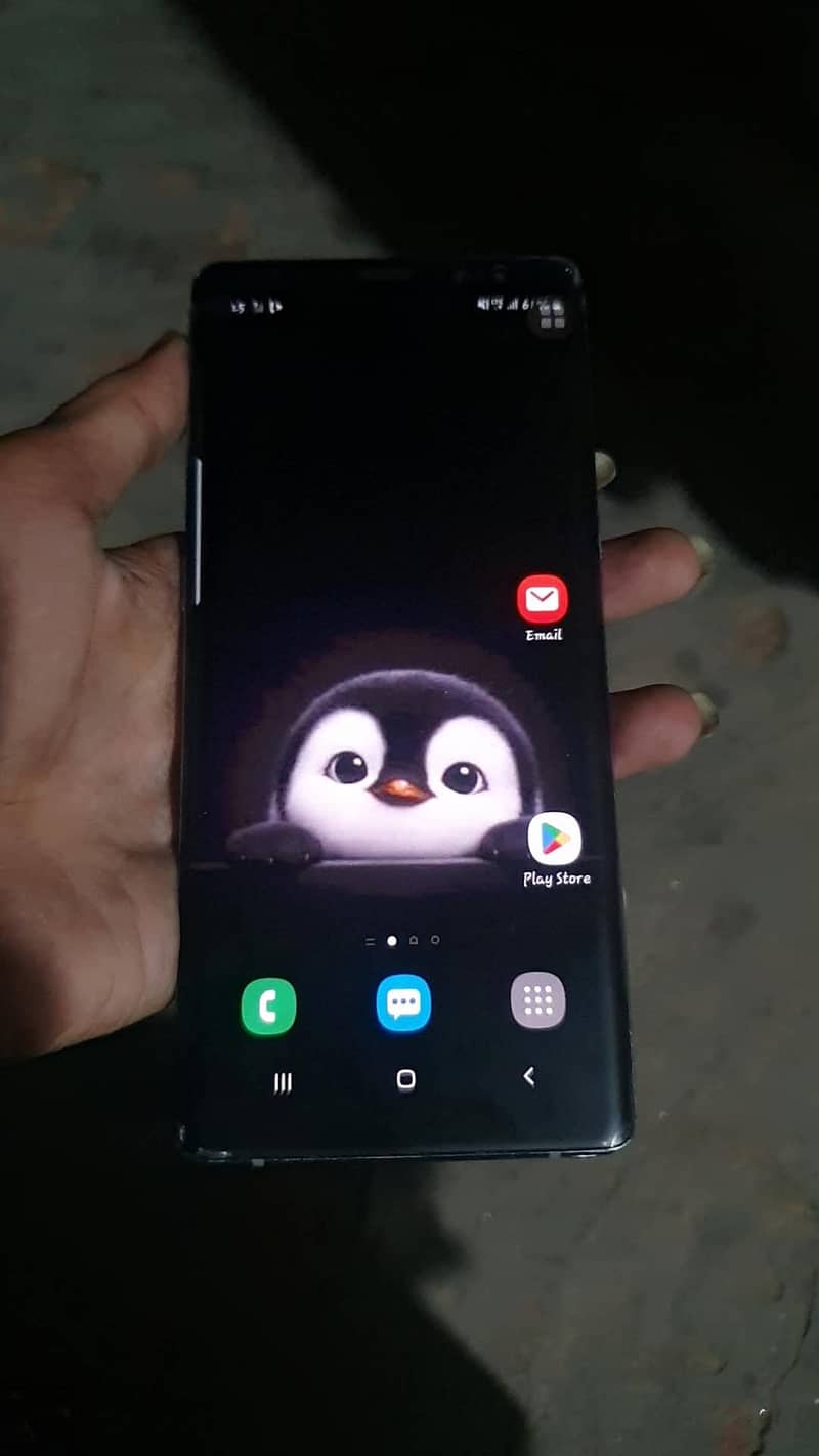 Samsung Mobile Note 8 1