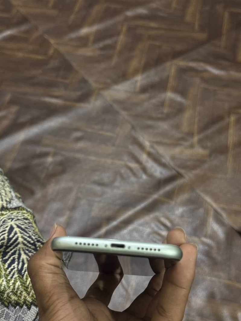 Apple iPhone 11 1
