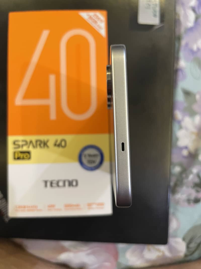 Tecno 40 Spark Pro 4