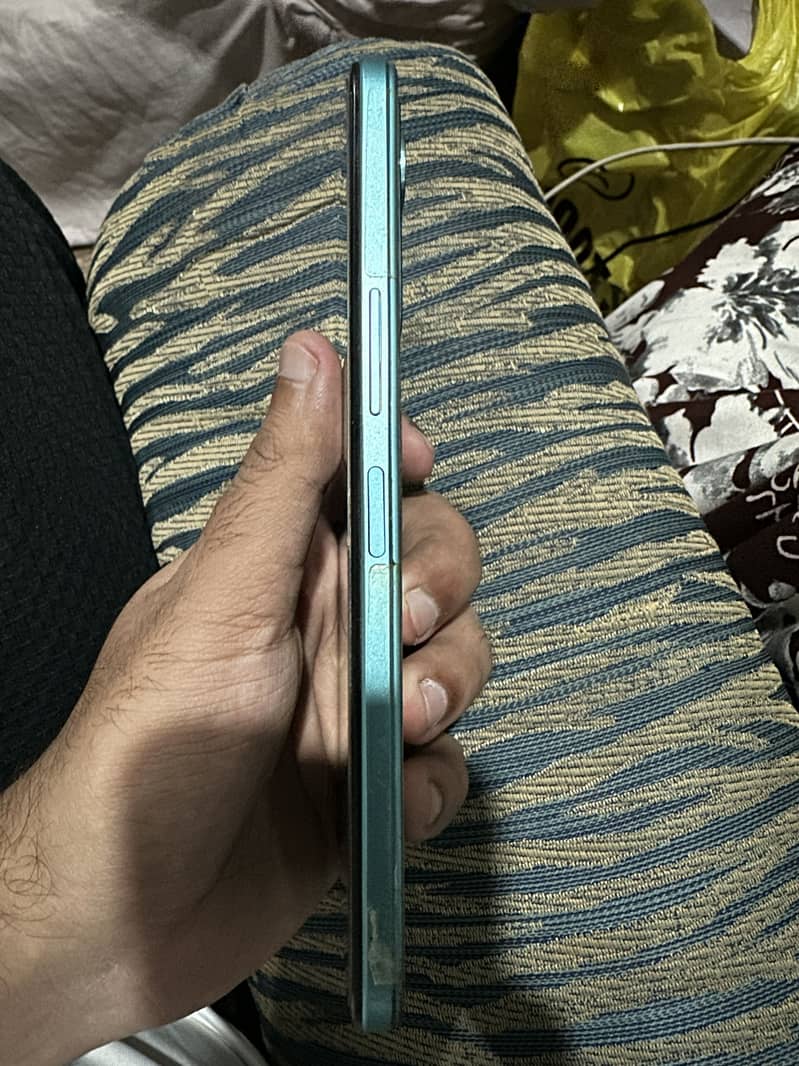 Infinix Note 11 1