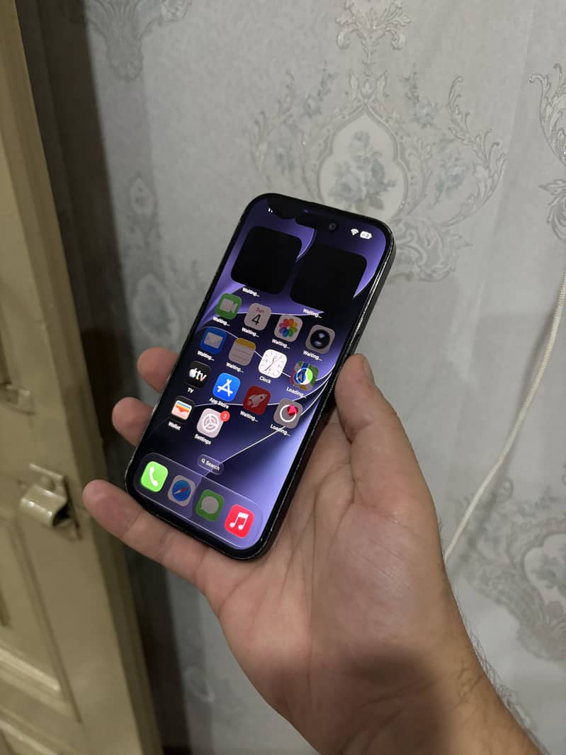 Apple iPhone 14 Pro 2